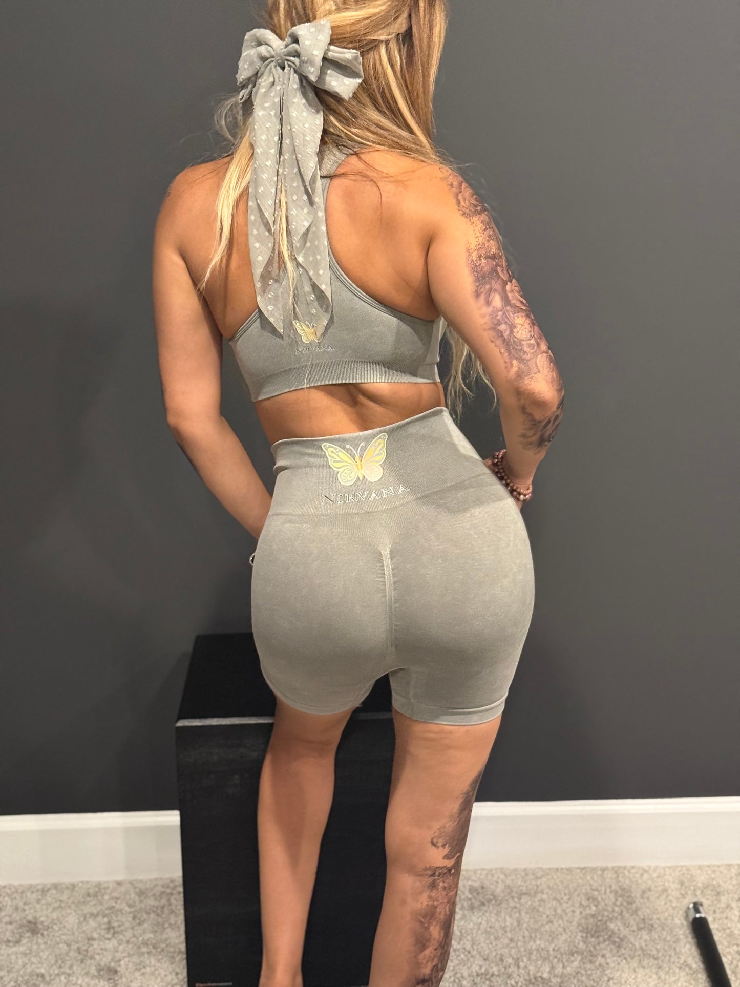 Light silver gray set