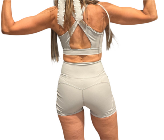 Light silver set