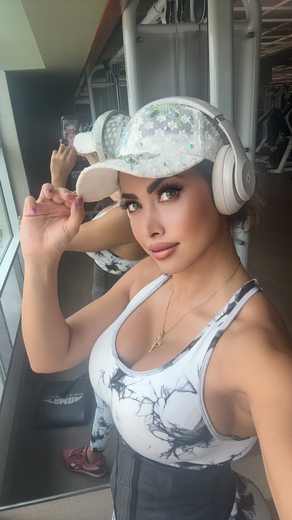 White&black set
